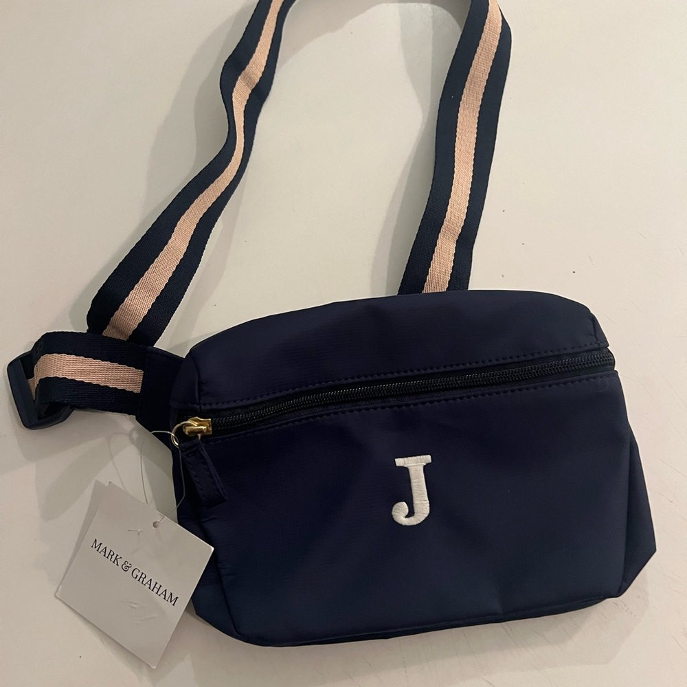 Mark & Graham crossbody/belt bag